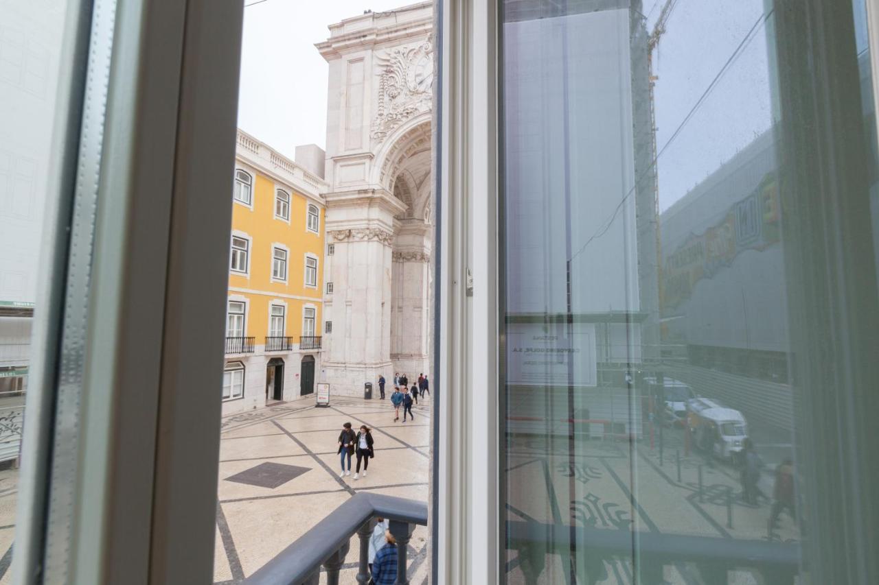 Flh Augusta's Arch Bright Flat Lisbon